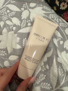 Jimmy Choo L'Eau Perfumed Body Lotion - Soft Beige Tube